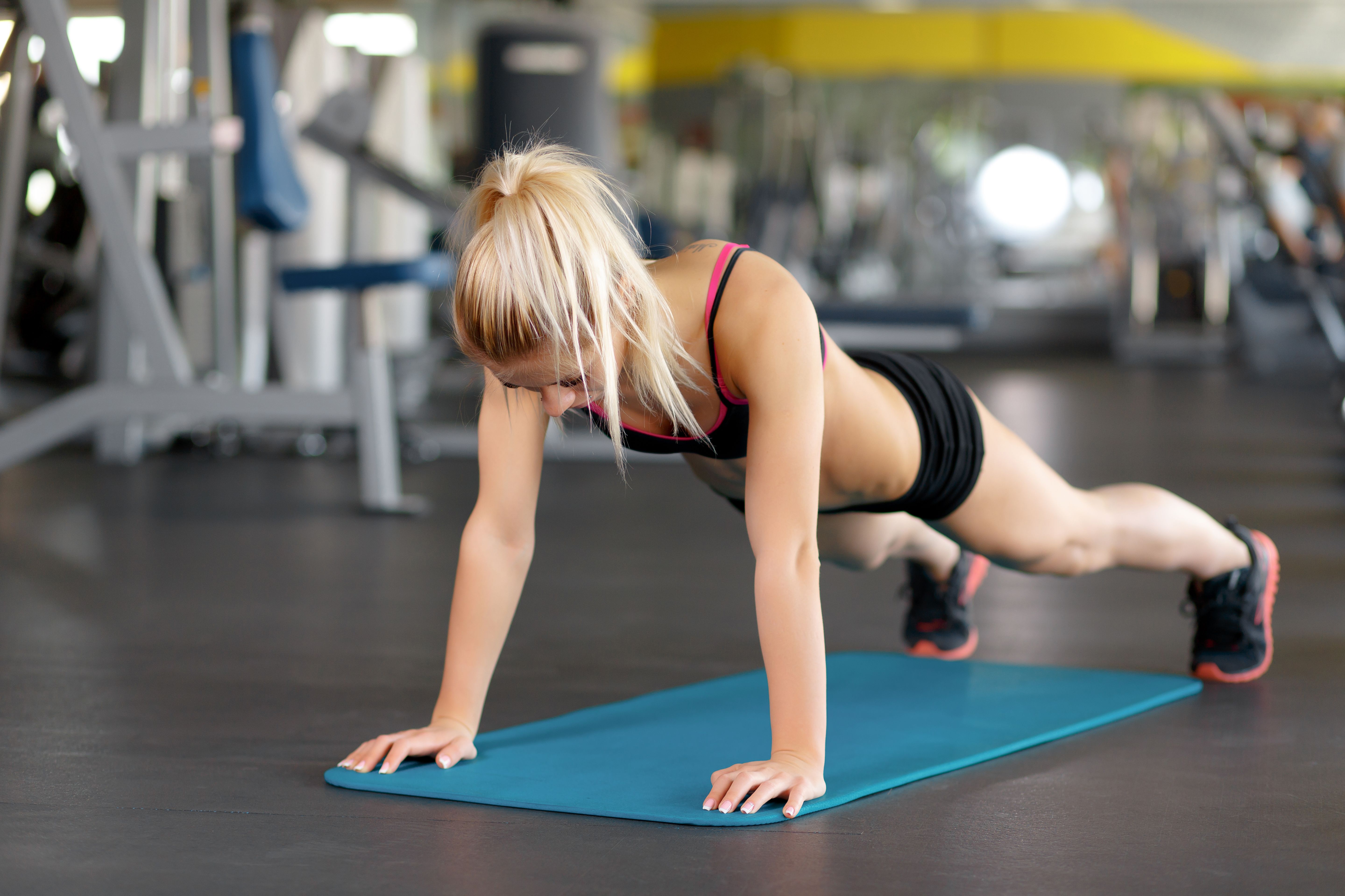 woman-doing-pushupsv.jpg